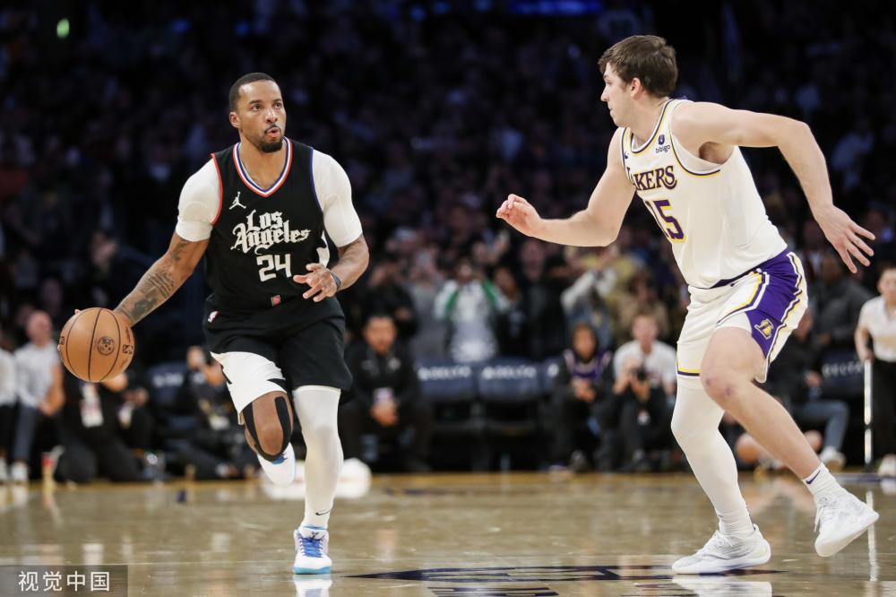 每年夏季在 每年夏季在